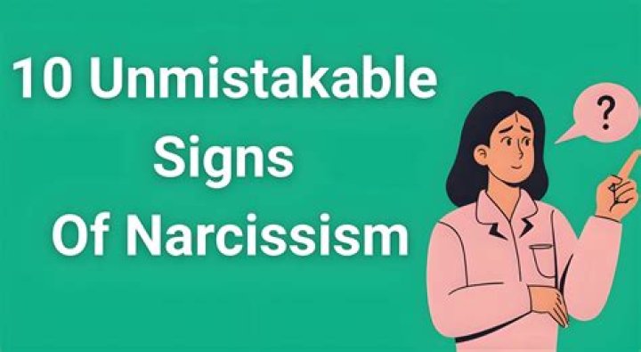 10 Unmistakable Signs Someone Is Hopelessly Infatuated With You