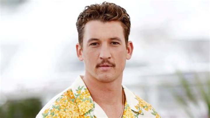 Did Miles Teller Play Baseball In College? Uncovering The Athlete Behind The Actor