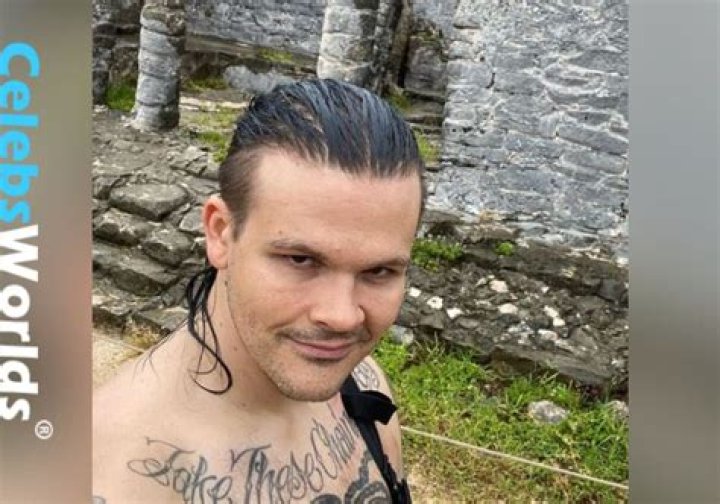 Discover The Astonishing Age Of Travis Bacon: Unraveling The Mystery