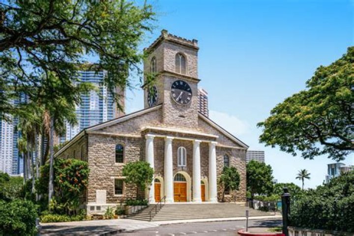 Find Convenient Parking Near Kawaiahao Church