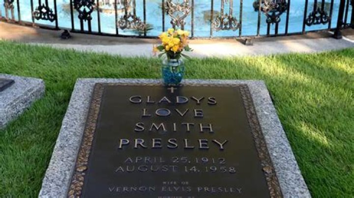 How Gladys Presley Lost Her Life